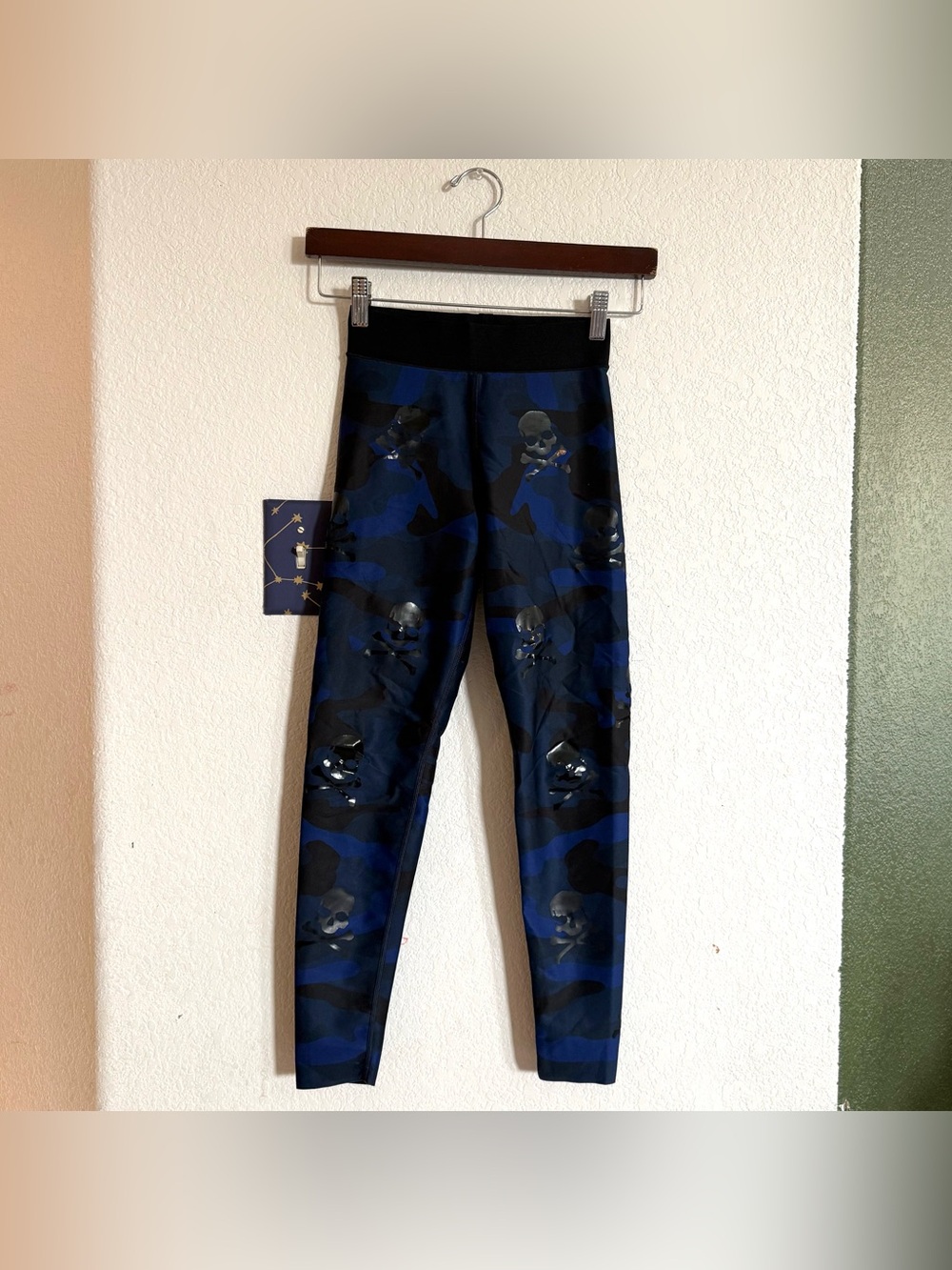 Ultracor SoulCycle Womens Leggings Blue Black Python Skull Size XS